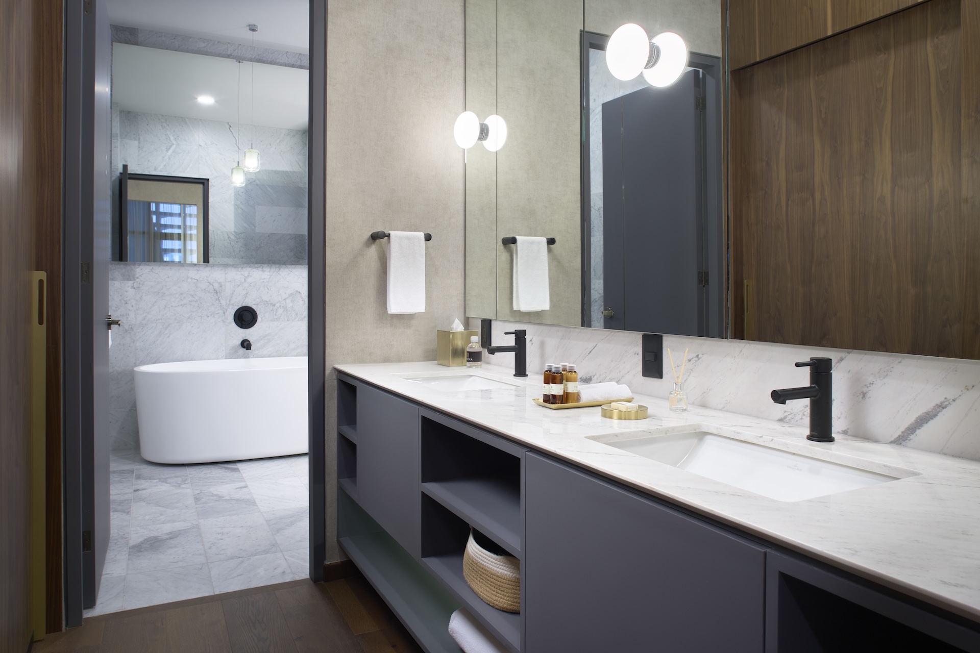 ENSUITE BATH