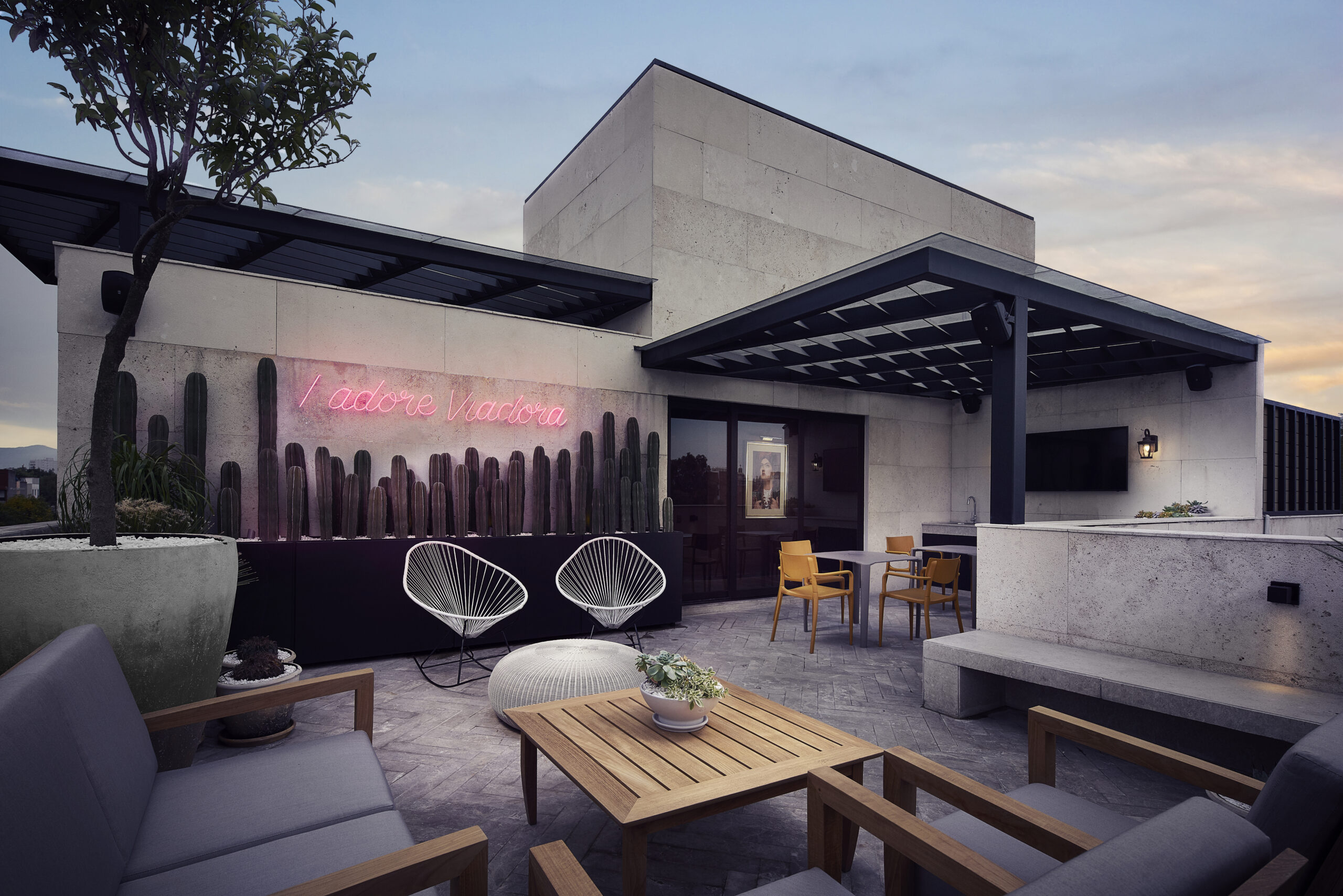 10 Rooftop